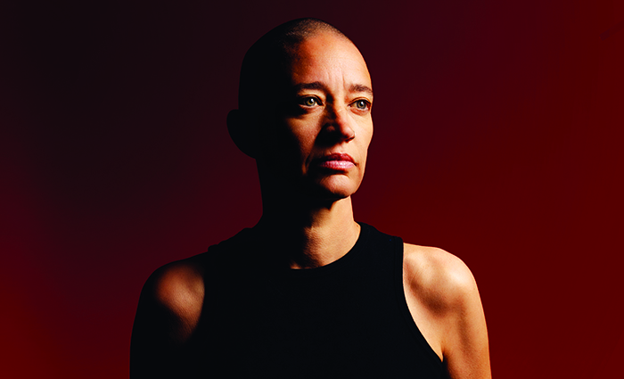 Photo Rebeka Warrior, autrice, compositrice - Entrée des artistes - SacemMag #117
